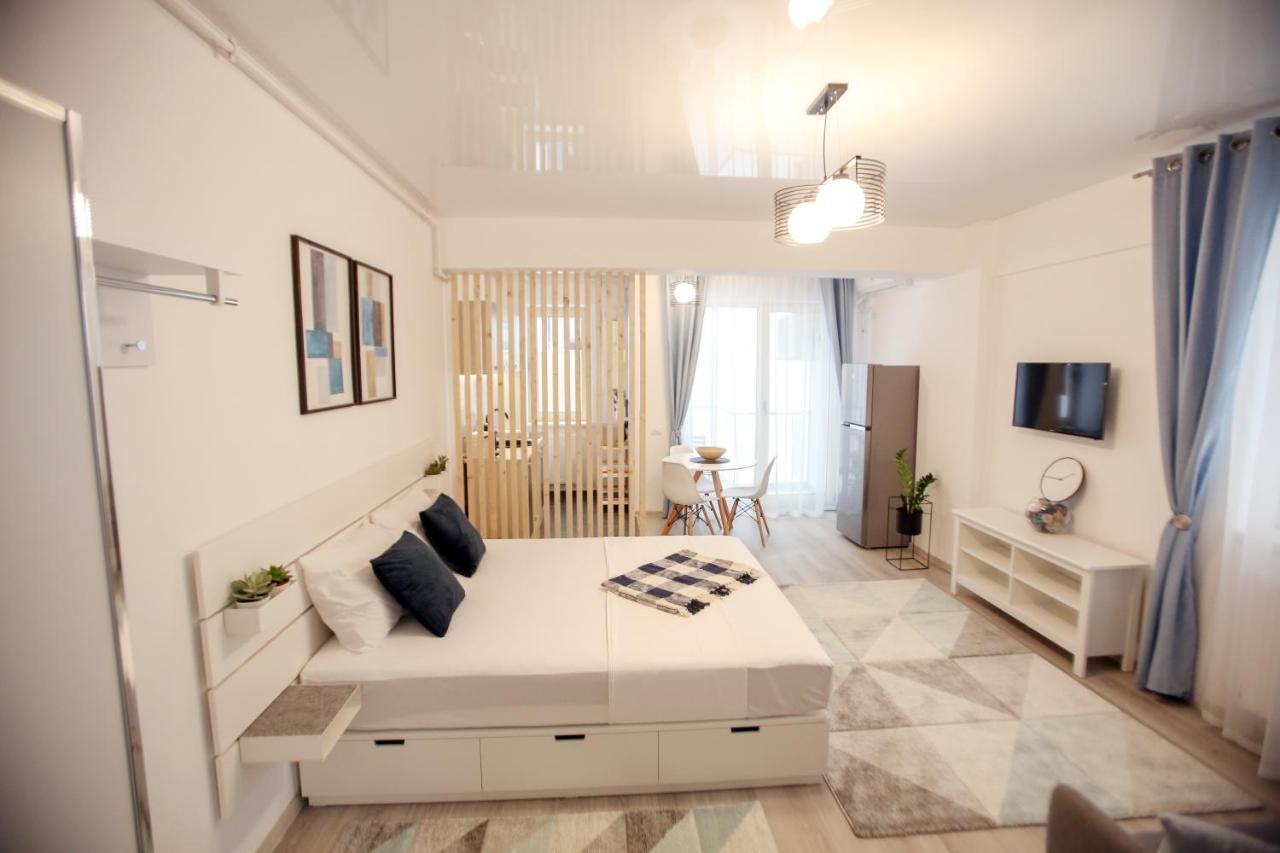 Premium Studios Mamaia Nord - Marea la 50m Năvodari Exterior foto